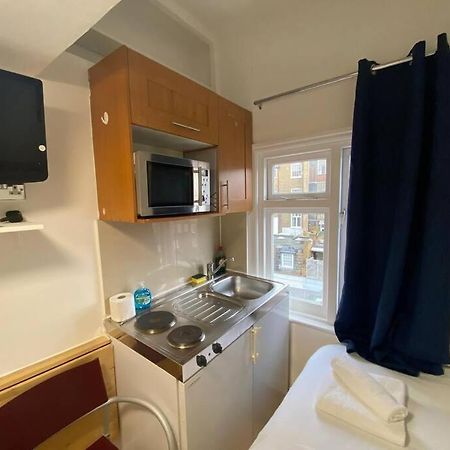 F14- Single Studio Shared Shower/Toilet Near Paddington London Bagian luar foto